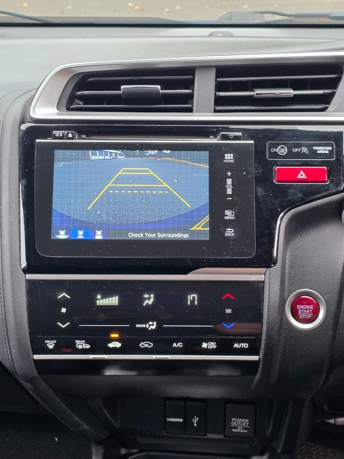2016 Honda Jazz — photo 29